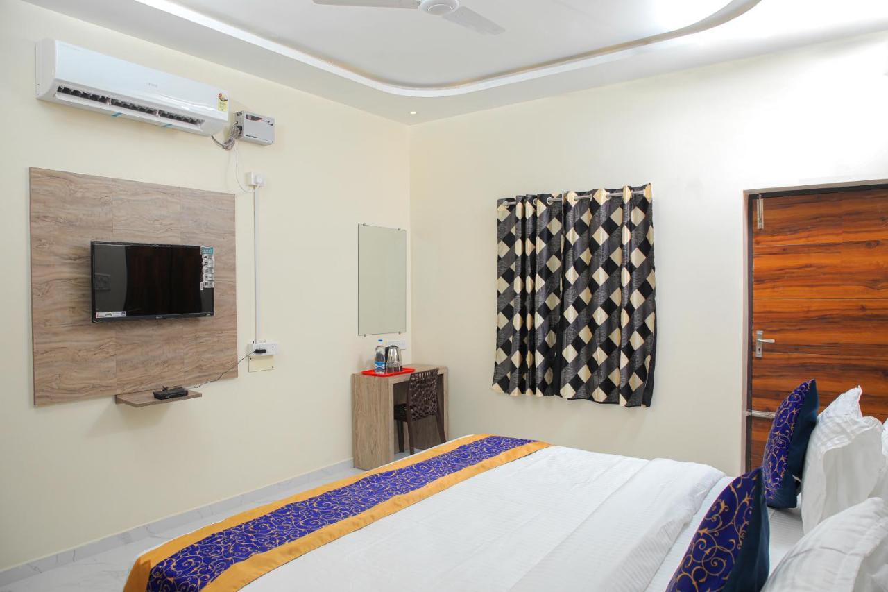 Redstone Service Apartment-Tnagar Near Usconsulate Čennai Exteriér fotografie